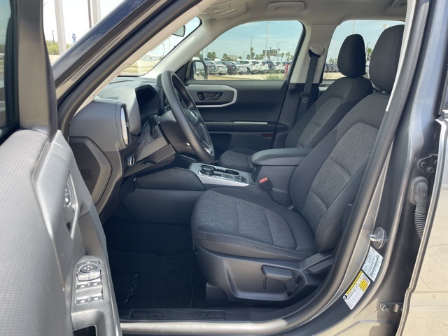Vehicle image 9 of 21