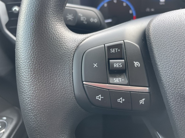 Vehicle image 18 of 21