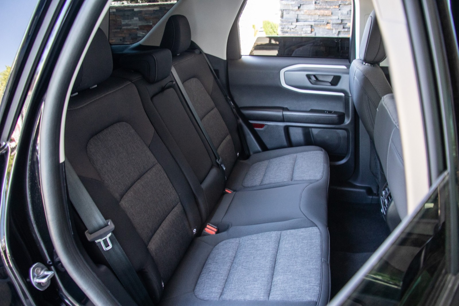 Vehicle image 22 of 31