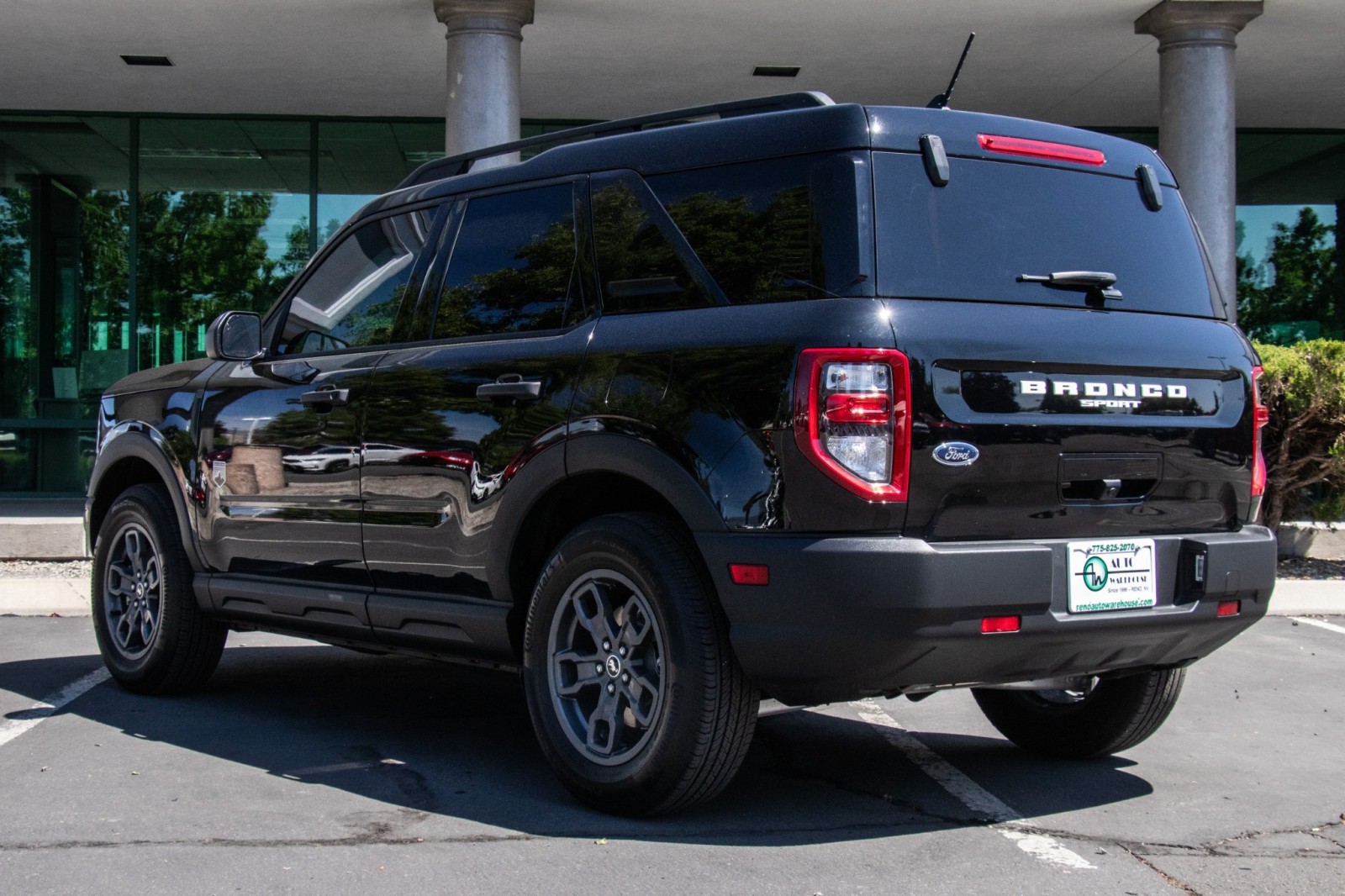 Vehicle image 6 of 31