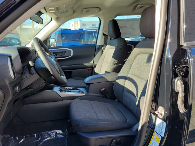 Vehicle image 8 of 23