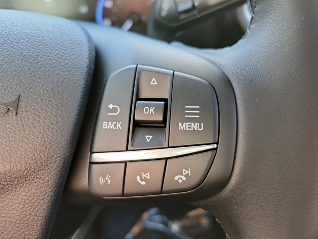 Vehicle image 15 of 23