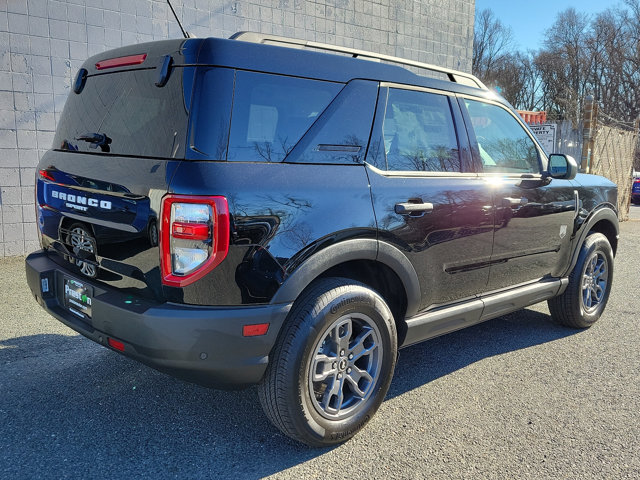 Vehicle image 3 of 23