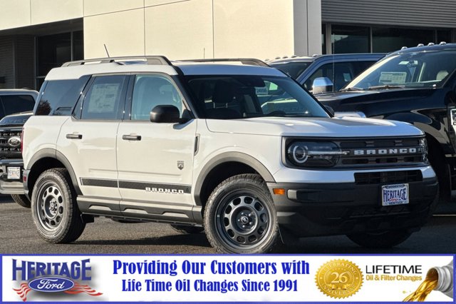 Vehicle image 3 of 22