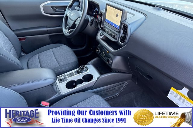 Vehicle image 13 of 22