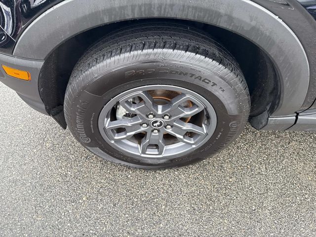 Vehicle image 9 of 33