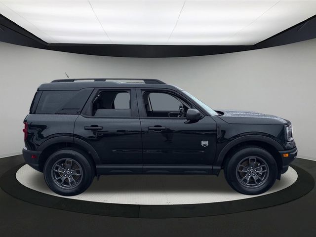 Vehicle image 4 of 33