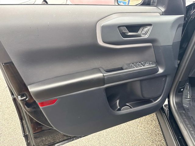 Vehicle image 20 of 33
