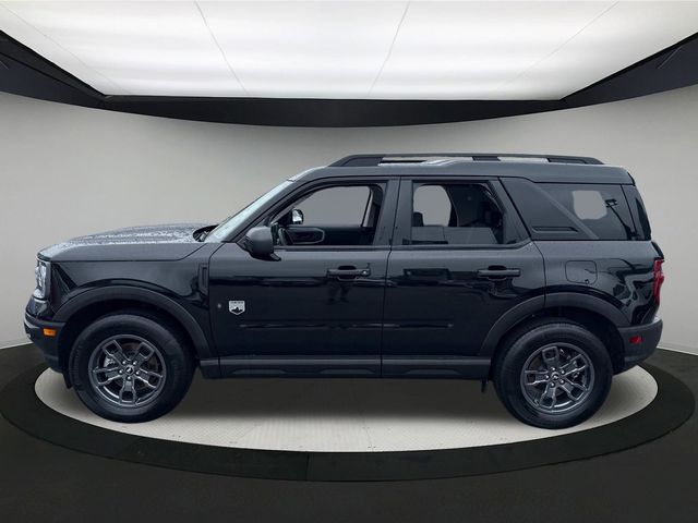 Vehicle image 8 of 33