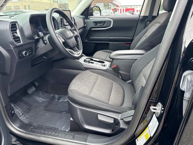 Vehicle image 13 of 33