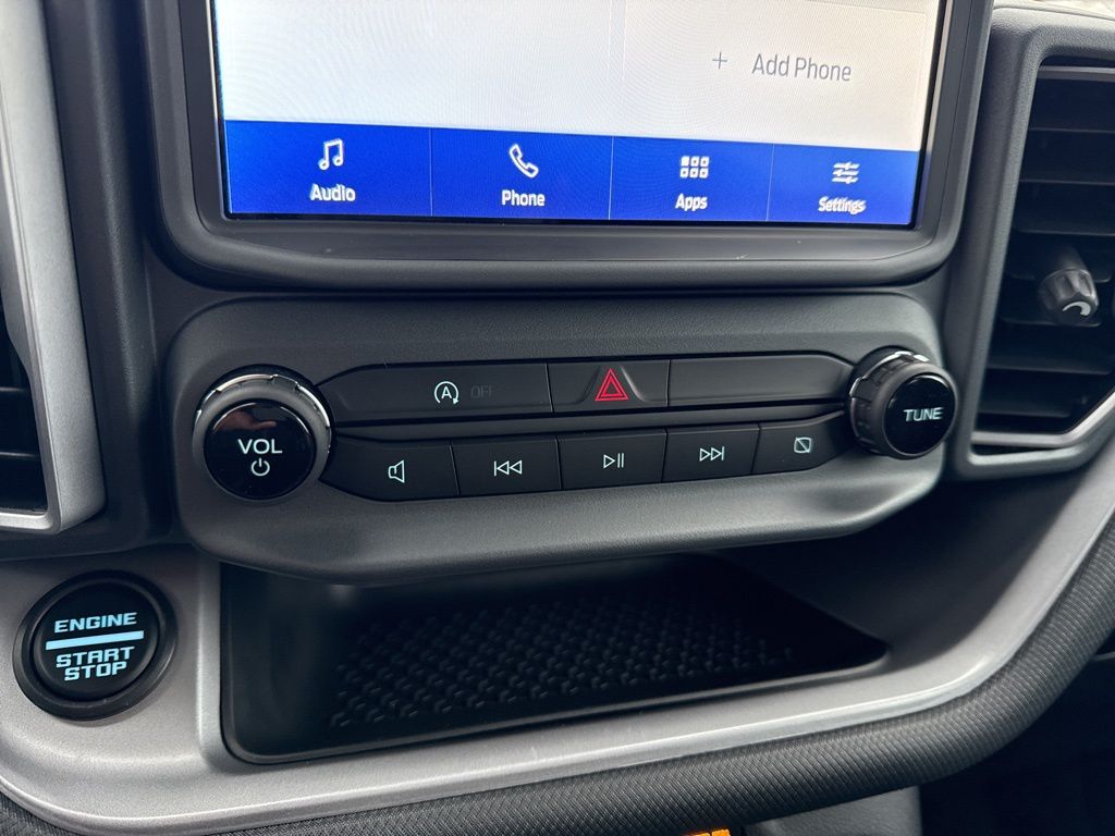 Vehicle image 29 of 45