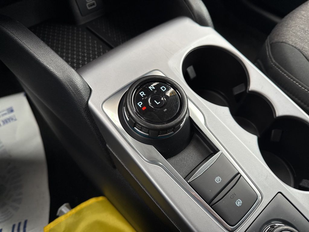 Vehicle image 30 of 45