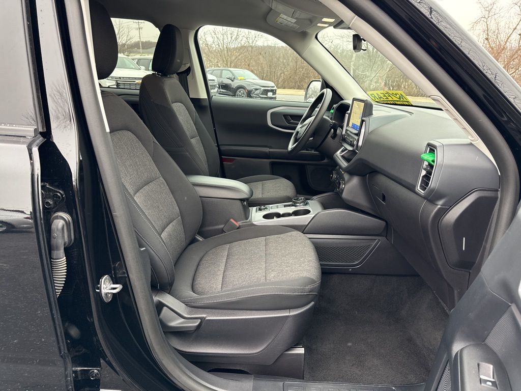 Vehicle image 12 of 45