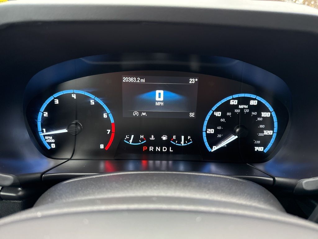 Vehicle image 20 of 45