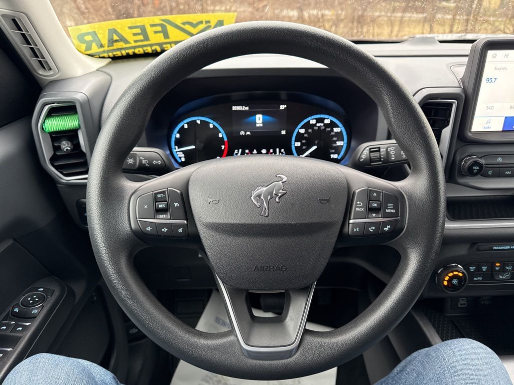 Vehicle image 17 of 45