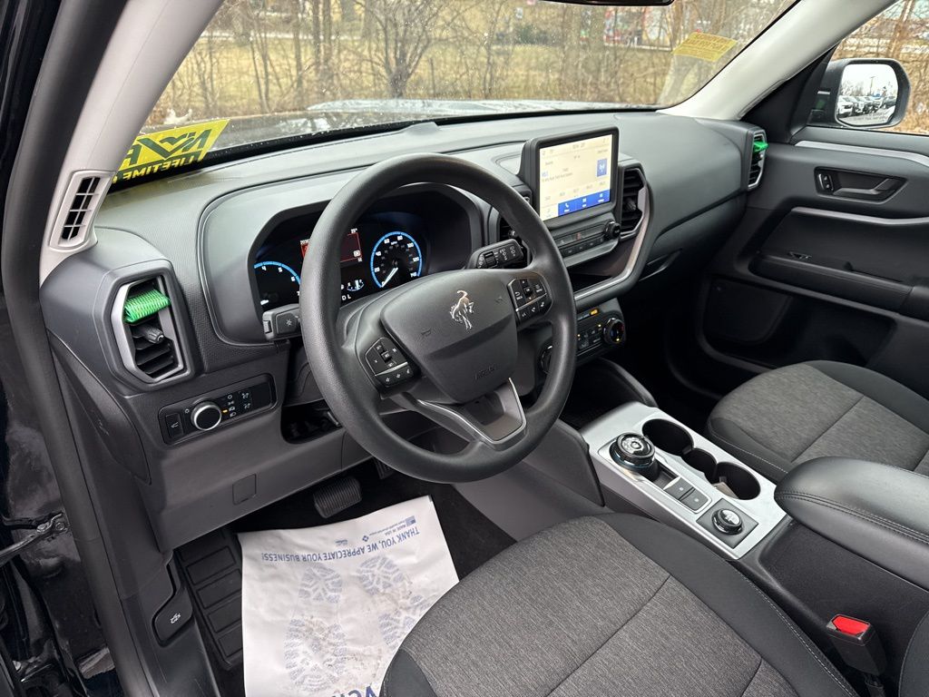 Vehicle image 16 of 45