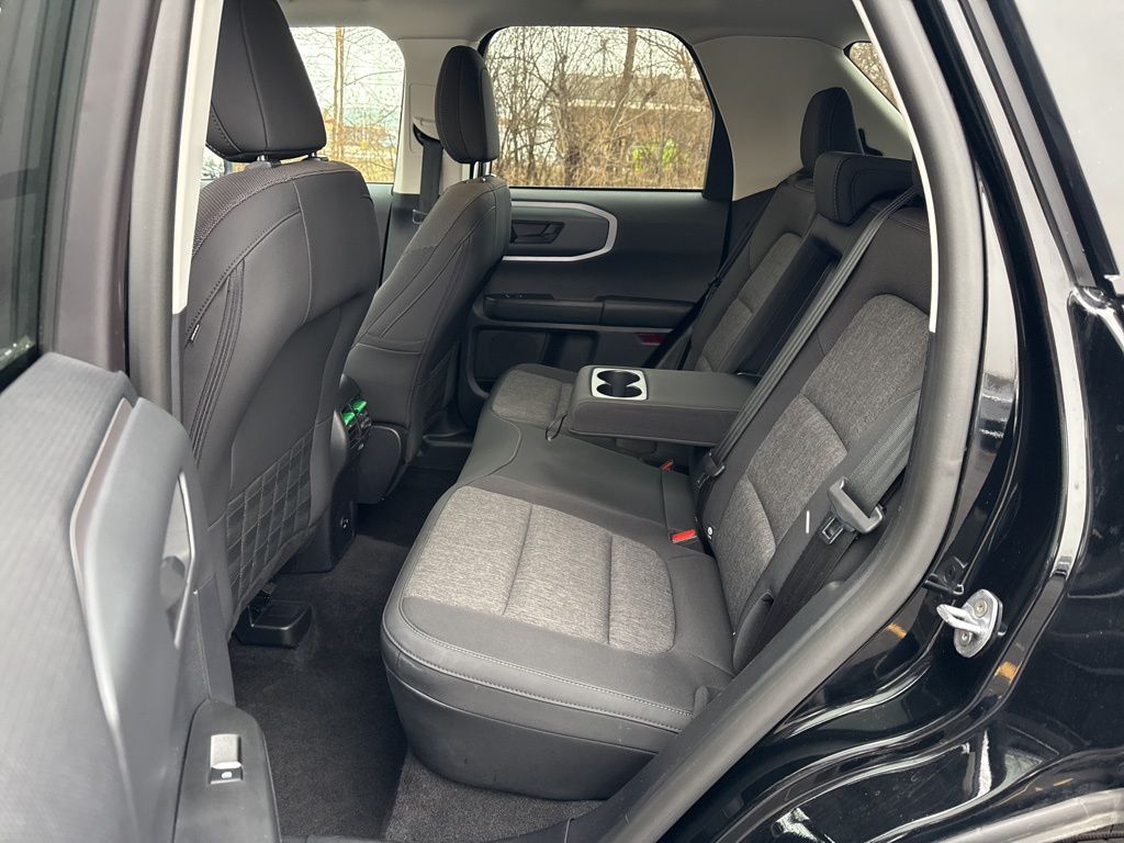 Vehicle image 14 of 45