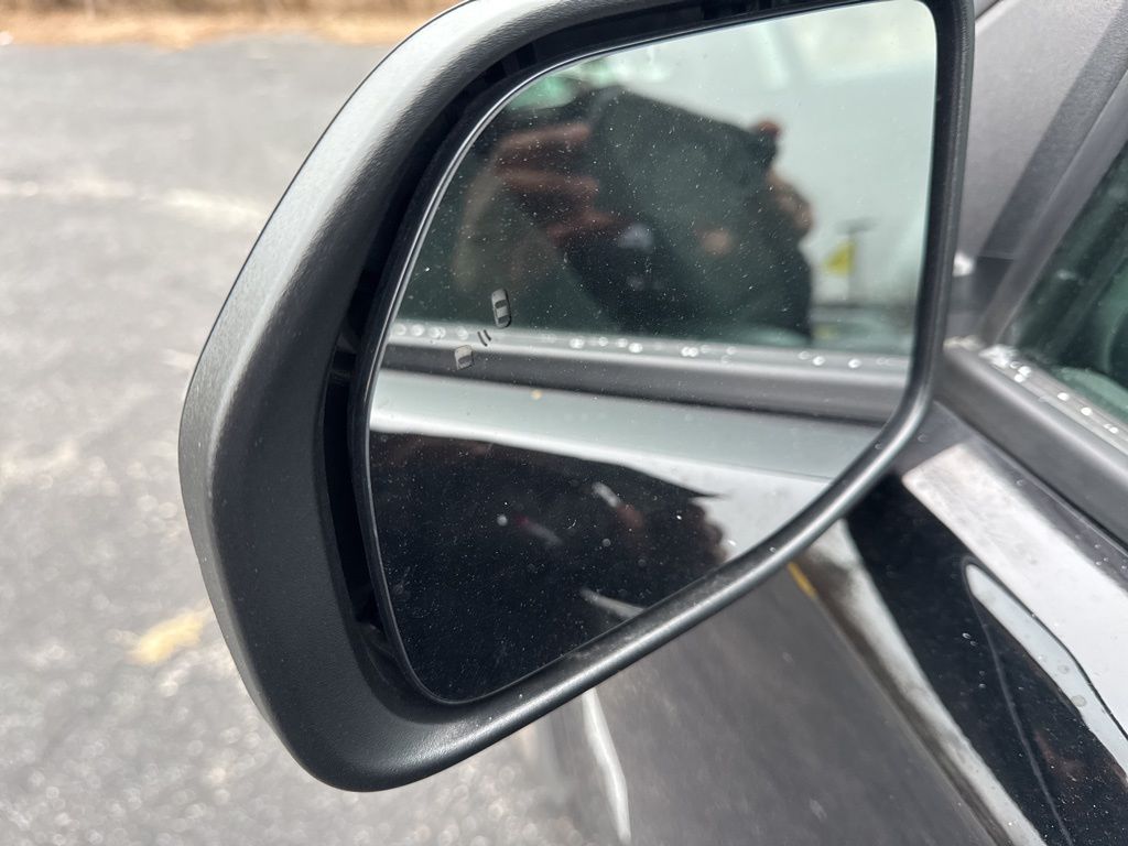 Vehicle image 44 of 45