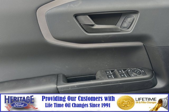 Vehicle image 8 of 23
