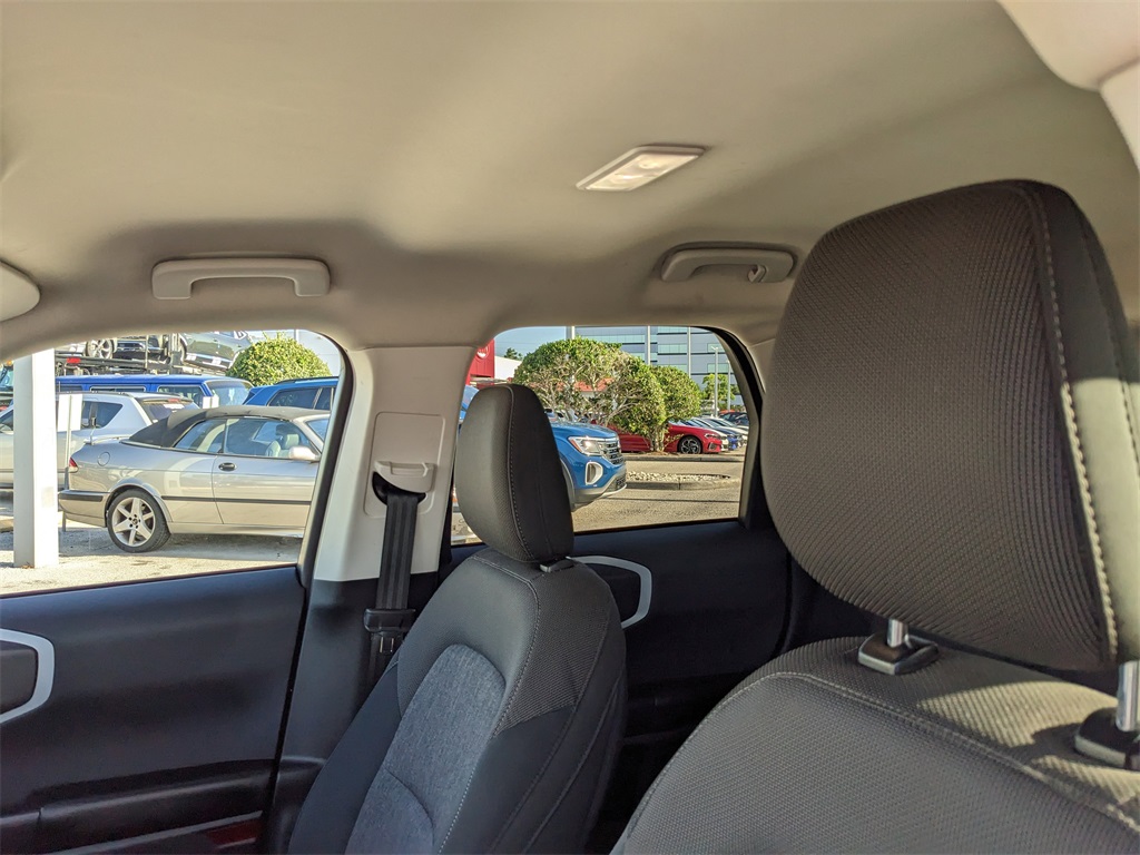 Vehicle image 14 of 37