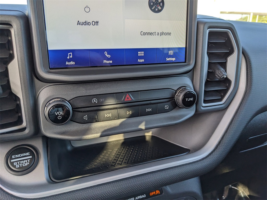 Vehicle image 22 of 37