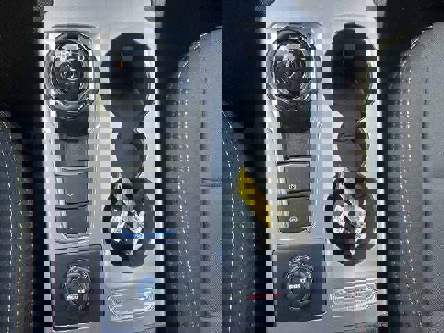 Vehicle image 26 of 29