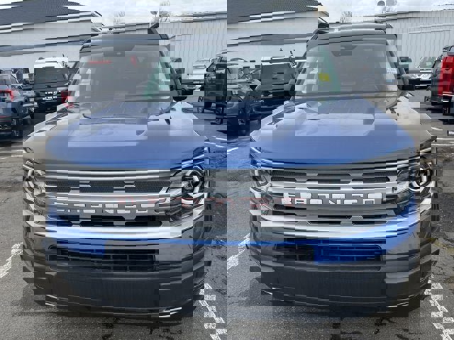 Vehicle image 4 of 29