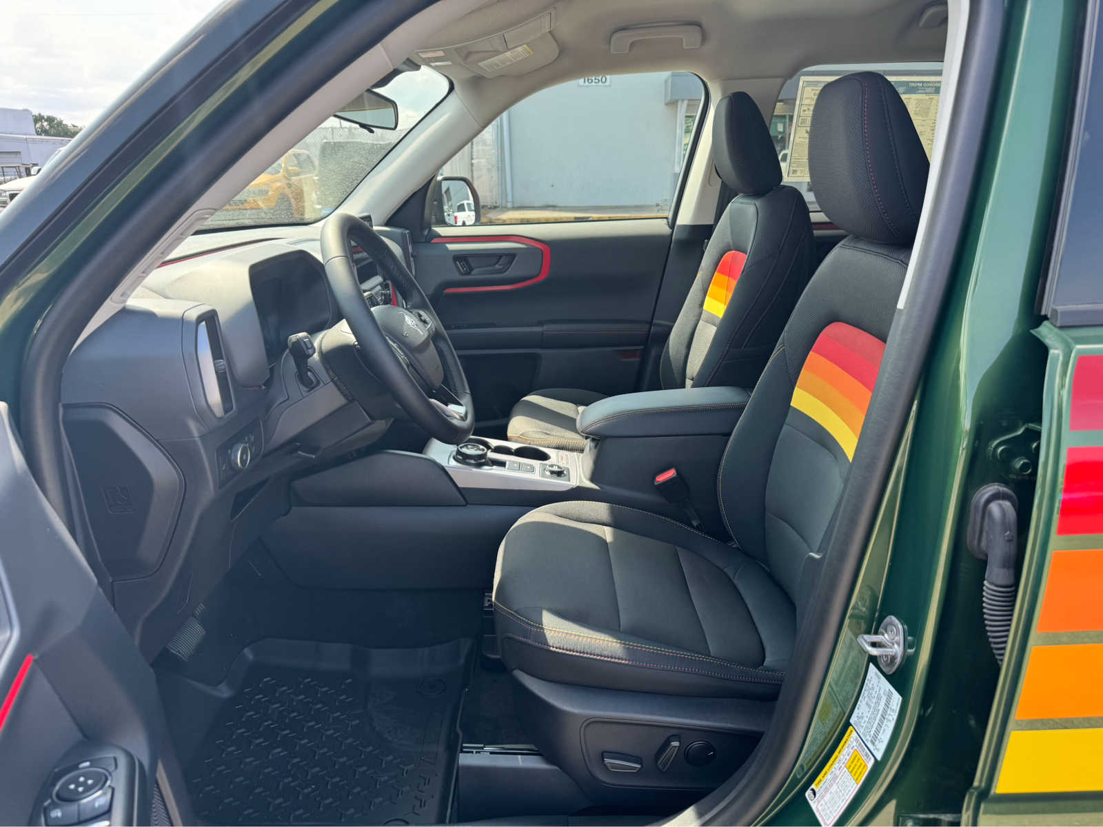 Vehicle image 10 of 21