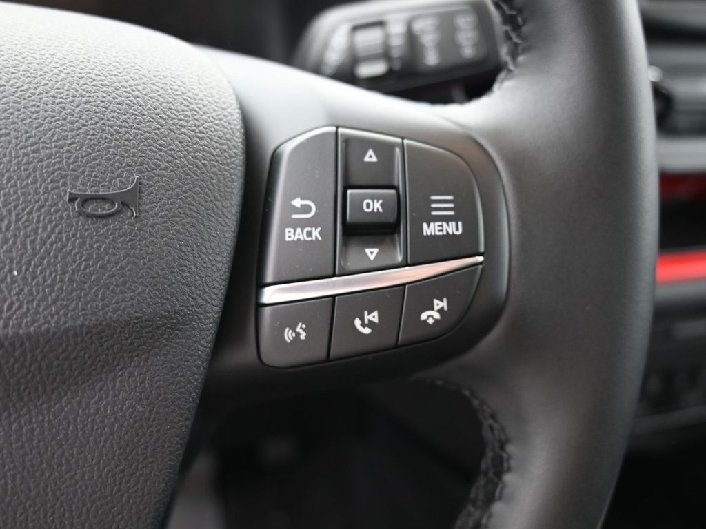 Vehicle image 58 of 69
