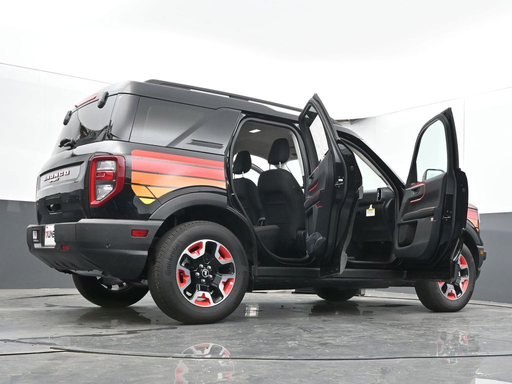 Vehicle image 46 of 69