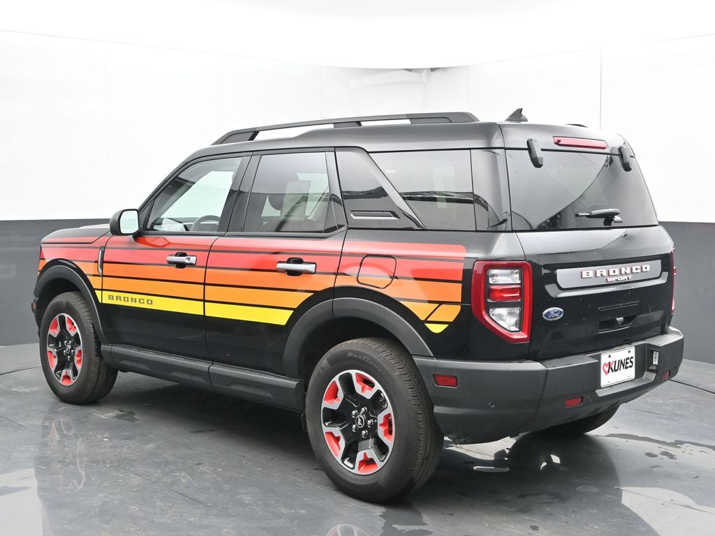 Vehicle image 36 of 69