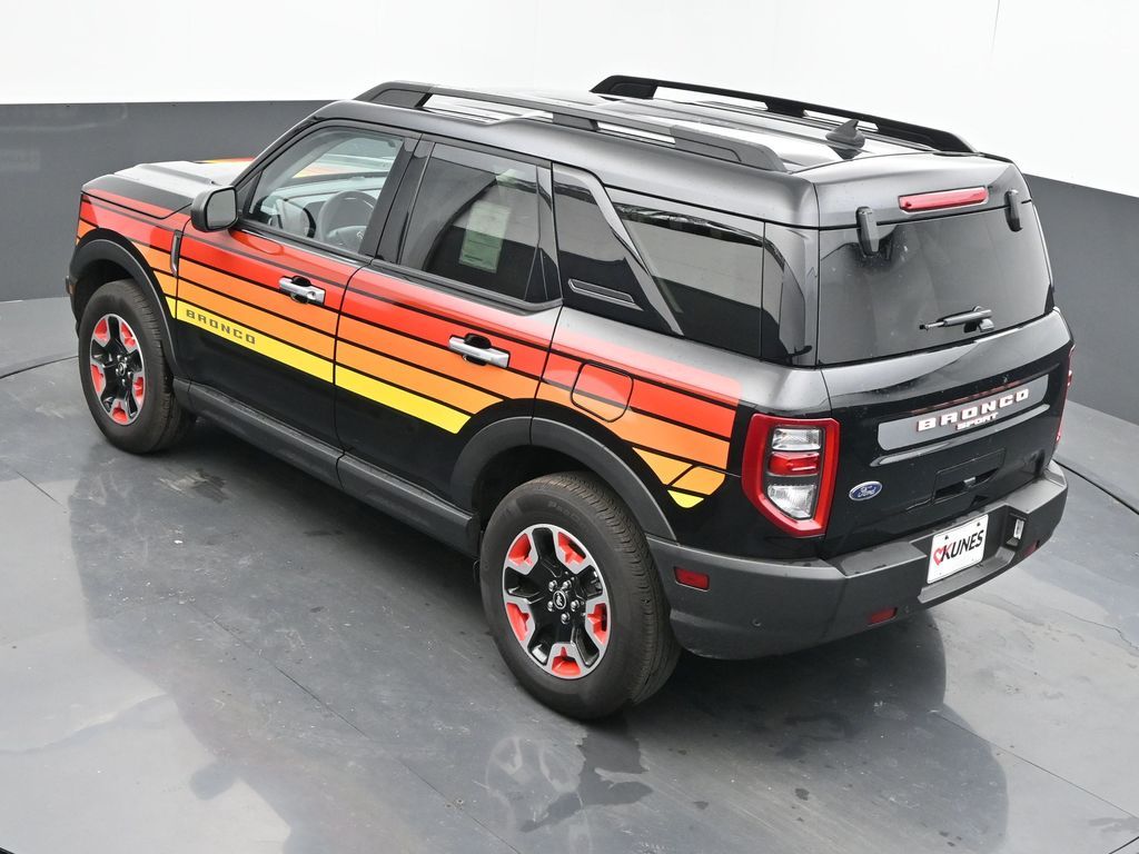 Vehicle image 40 of 69