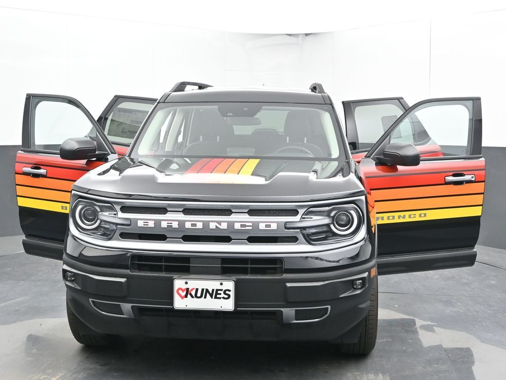 Vehicle image 6 of 69