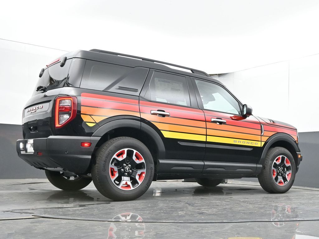 Vehicle image 29 of 69