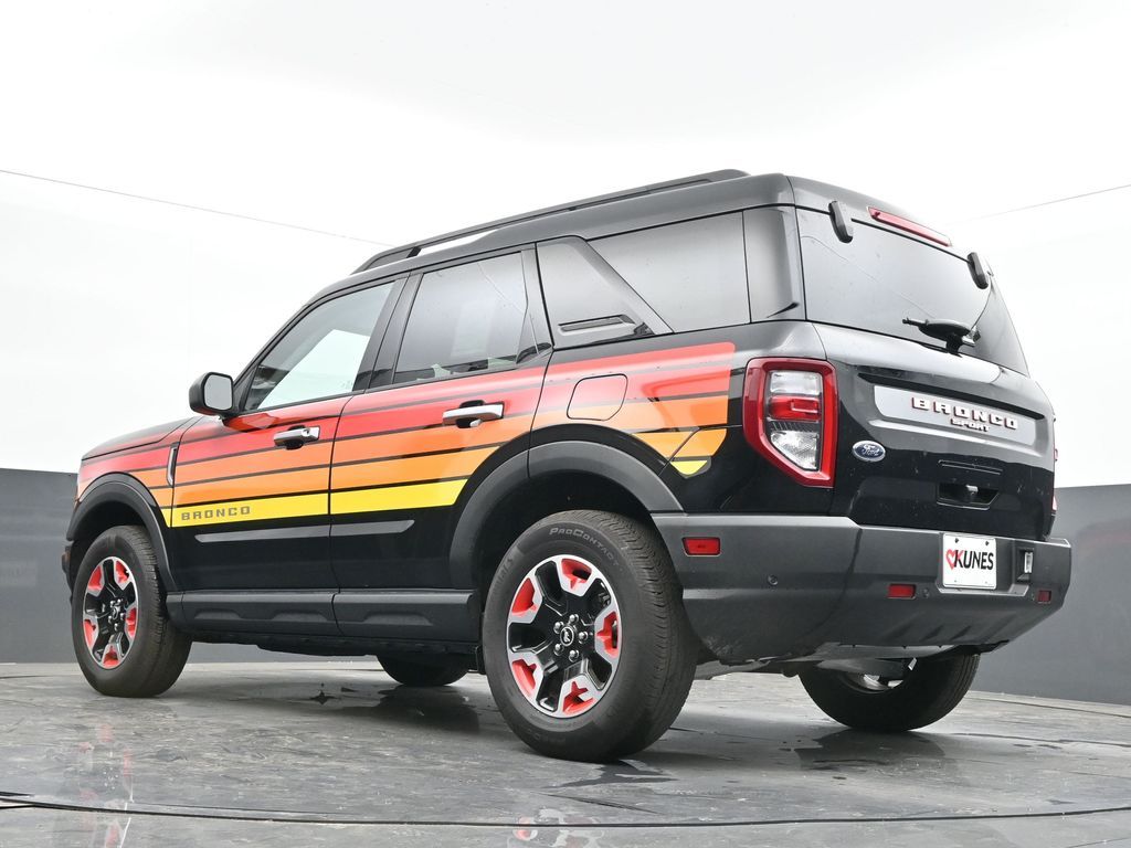 Vehicle image 44 of 69