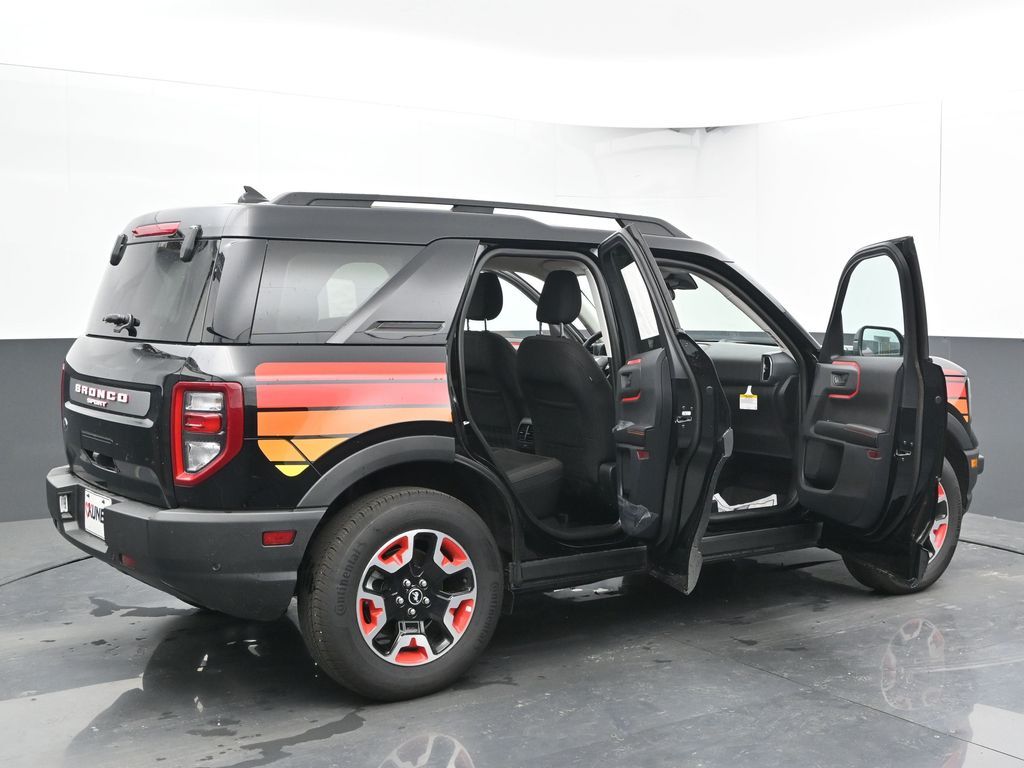 Vehicle image 24 of 69