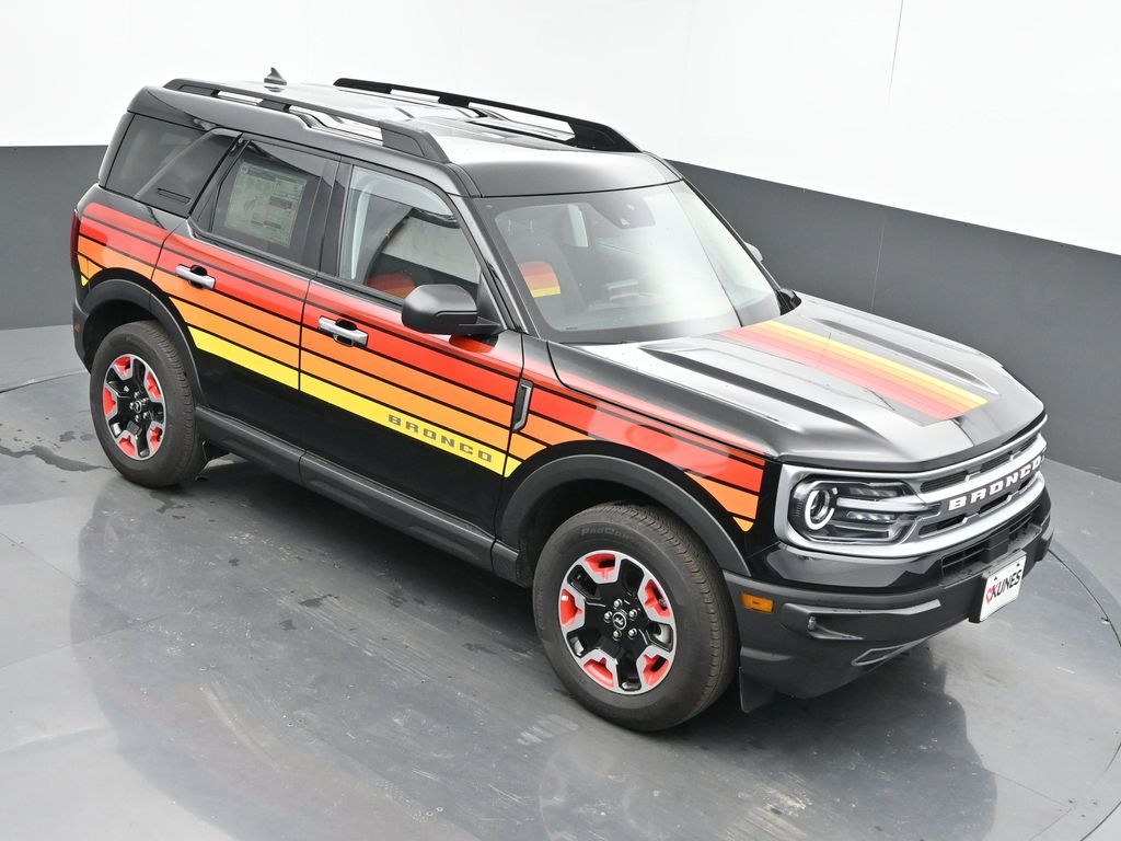 Vehicle image 10 of 69