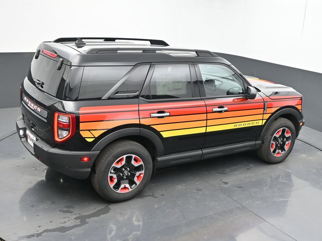 Vehicle image 25 of 69