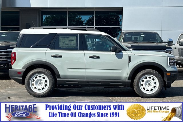 Vehicle image 4 of 23