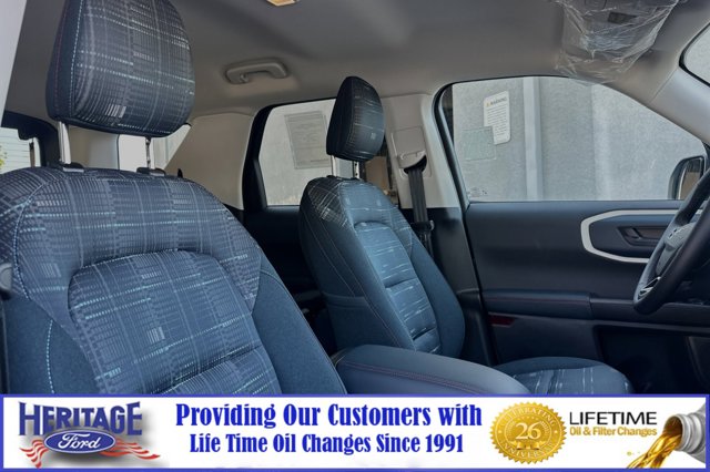 Vehicle image 14 of 23