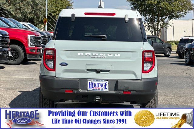 Vehicle image 6 of 23