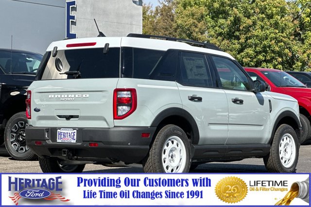 Vehicle image 5 of 23