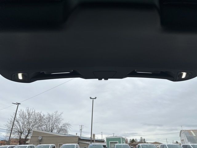 Vehicle image 18 of 48