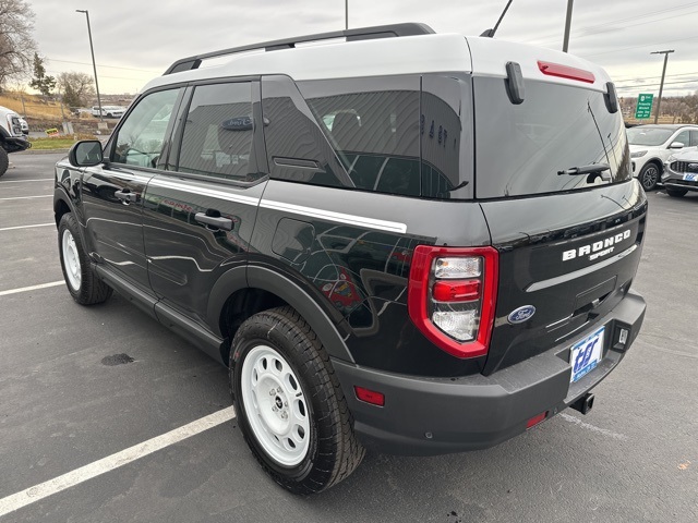 Vehicle image 8 of 48
