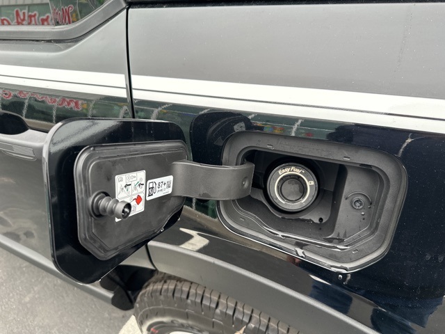Vehicle image 20 of 48