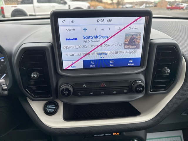 Vehicle image 40 of 48