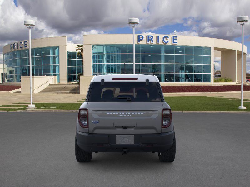 Vehicle image 5 of 23