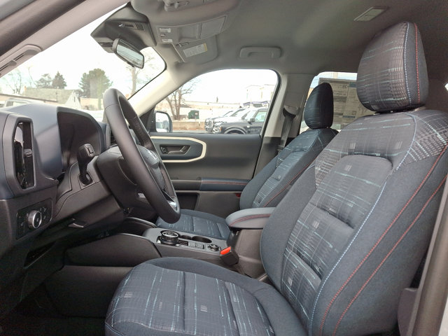 Vehicle image 9 of 23