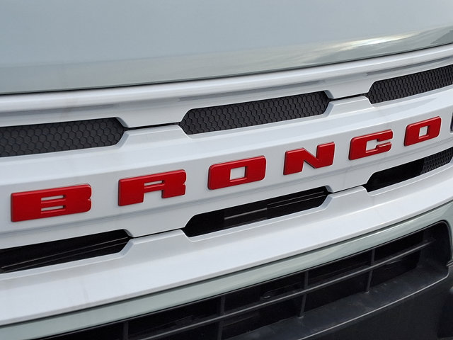Vehicle image 18 of 23