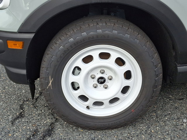 Vehicle image 5 of 23